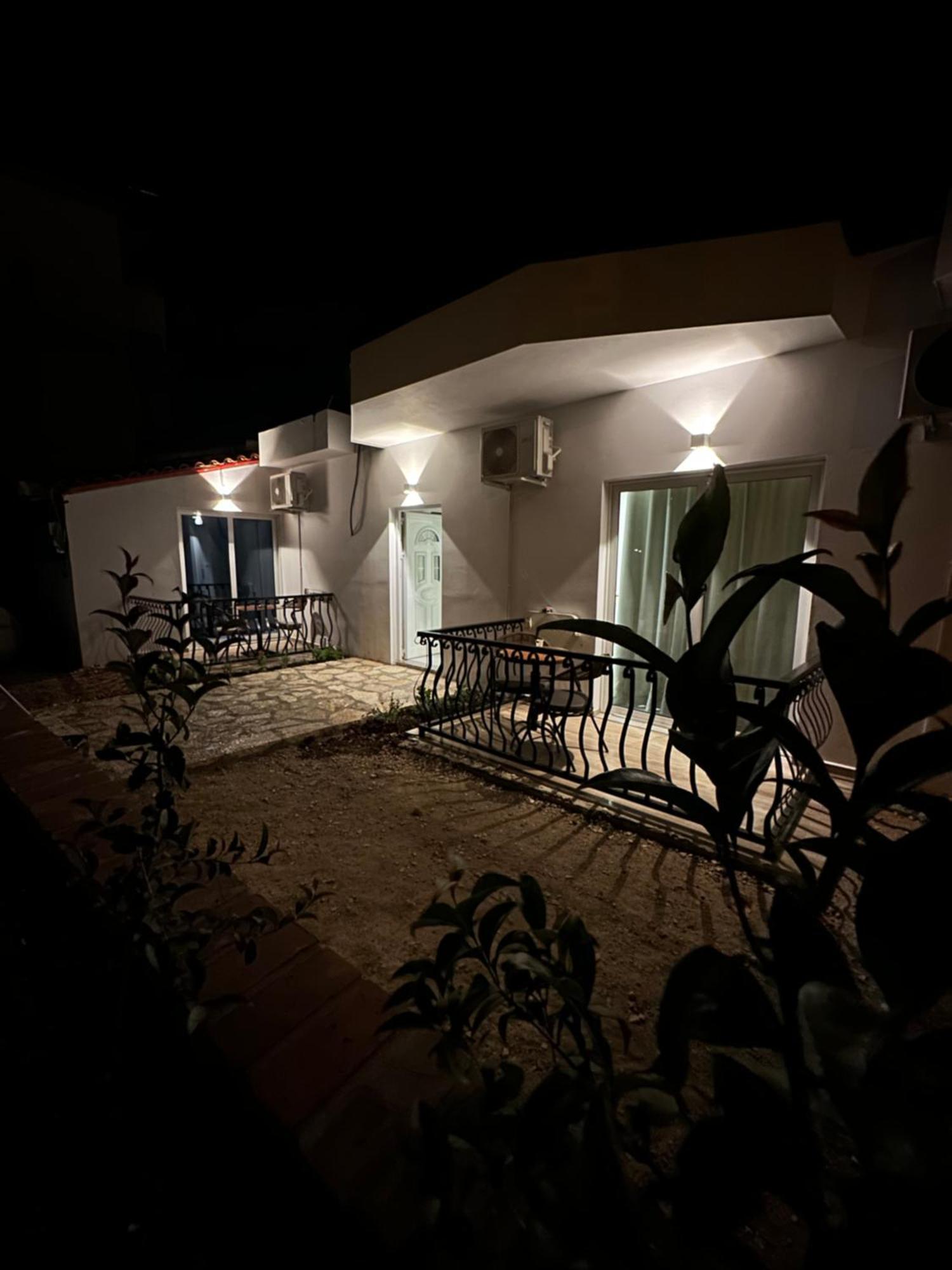 קסאמיל Fiore Rooms 2 מראה חיצוני תמונה